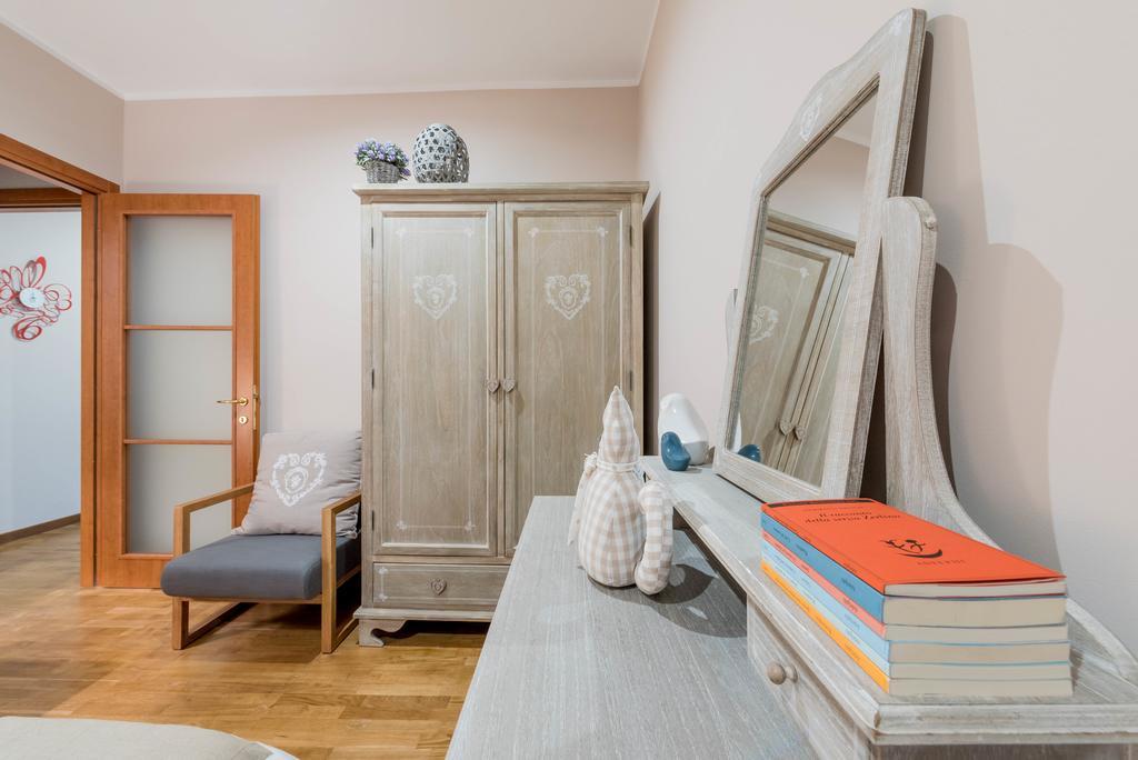 Mignon - Appartamento Di Charme Турин Экстерьер фото
